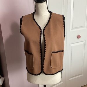 Elegant Tan Vest with Black Detailing